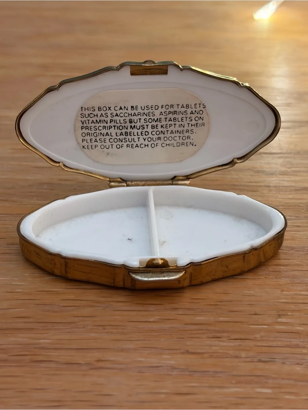 1950’s Wedgwood Jasperware Stratton of England Compact & Pill Box Se